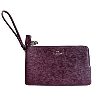 Coach Double Zip Berry Large Pebbled Leather Wristlet Wallet Clutch